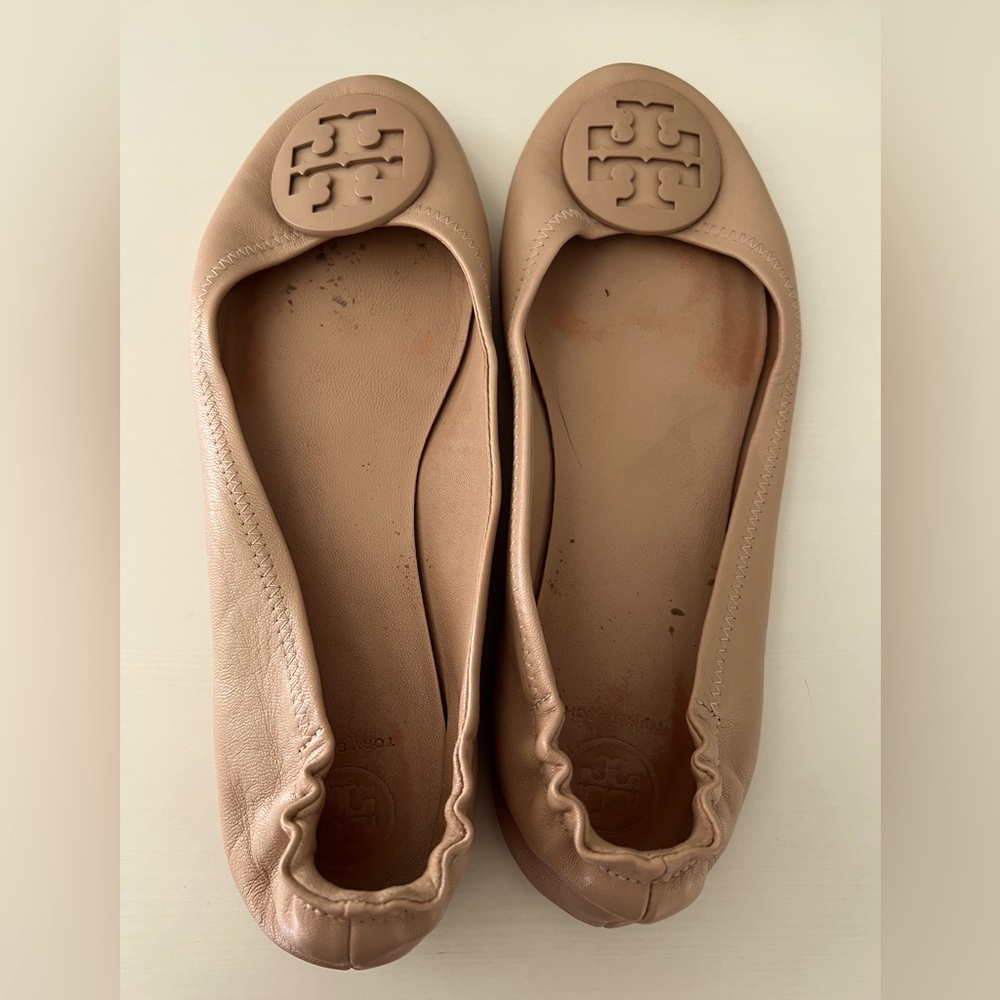 Tory Burch nude flats size 9
